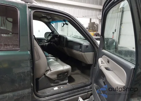 2001 Chevrolet Suburban 1500 Ls from USA, damaged, VIN 3GNFK16T21G288572